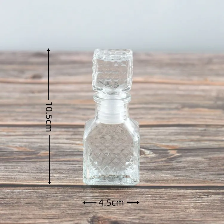 Mini Decanter per liquori in vetro bottiglie per bicchierini Mini Decanter per condimenti per insalata Mini bottiglie vuote di alcol con tappo in vetro