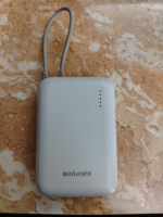 Power Bank Portabel Ultra Tipis OEM Brand 10000mAh Li-Polymer dengan Kabel Terintegrasi, Input DC 22.5W Pengisian Cepat untuk Perangkat
