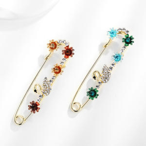 エレガントなジュエリーラインストーンクリスタル合金服装飾白鳥ピン女性の女の子のための新しいブローチビッグピンブローチ - Product Image 5