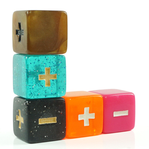 16Mm Thiết Kế Mới Đầy Màu Sắc <span class=keywords><strong>Dice</strong></span> Square Counter <span class=keywords><strong>Dice</strong></span> Phân Số <span class=keywords><strong>Dice</strong></span> Cho Câu Lạc Bộ Trò Chơi - Product Image 4