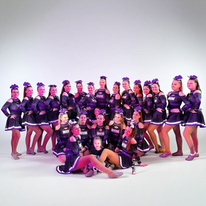 Tùy Chỉnh Đội Logo Cổ Vũ Đồng Phục Với Thạch Thăng Hoa Cổ Vũ Trang Phục Cô Gái Cổ Vũ Đồng Phục Màu Đen Và Màu Tím - Product Image 4