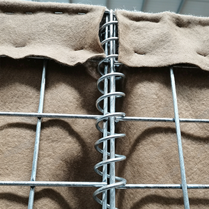 Barrière défensive en gabions soudés à longue durée de vie, revêtue de géotextile, <span class=keywords><strong>mur</strong></span> de sable pour le contrôle des inondations, <span class=keywords><strong>mur</strong></span> de soutènement, système de défense périmétrique - Product Image 4