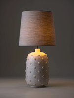 Lampe de table moderne en tissu blanc avec base en céramique pour salon chambre hôtel ou restaurant luminaire
