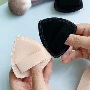 Éponges de maquillage beauté triangulaires imprimées au laser, houppettes de poche pour poudre, éponges de maquillage en forme de guimauve - Product Image 1