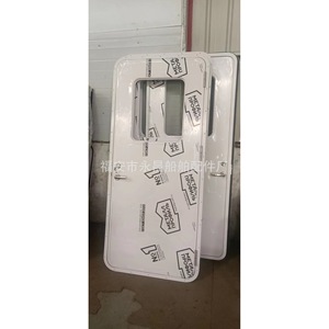 Puerta Industrial de Aluminio Resistente a la Intemperie para Yates y Cabina de Conductor, Diseño Hueco - Product Image 2