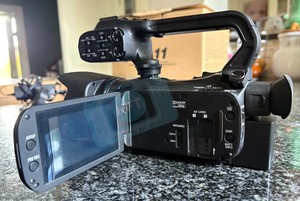 กล้องวิดีโอ HFT Professional XA11 HD Digital พร้อมซูมออปติคอล 10x-20x หน้าจอ 3 นิ้ว ช่องใส่การ์ด SD/CF คู่ ขายส่ง - Product Image 4