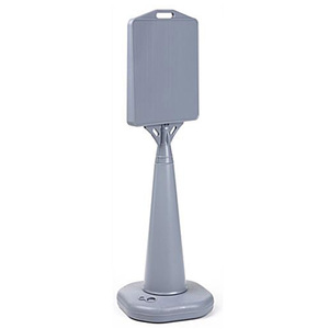 Área de señalización que mide 13 "W por 15" H Soporte de póster de cono de base de agua para exteriores - Product Image 2