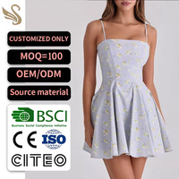 Robe Courte Florale Personnalisée à Bretelles Fines et Col Carré, Coupe Évasée, Idéale pour l'Été et les Fêtes, Service OEM Marque Privée, Commande en Gros