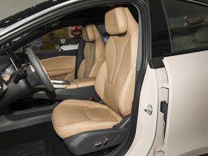 Veicolo Elettrico Efficiente con Autonomia di 708km, 800V, 4WD, per Pendolarismo Urbano, Viaggi Familiari e Guida a Lunga Distanza - Product Image 5