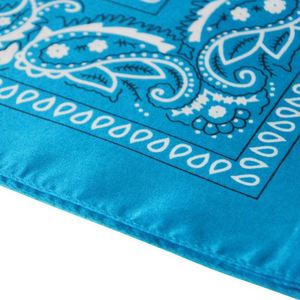 Foulard bandana à motifs pour festivals de musique, fournitures de bandanas pour organisateurs d'événements, foulard bandana à imprimés rétro pour les amateurs de style vintage - Product Image 3