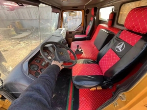 SANY STC1000 grue de camion utilisée 100 tonnes charge de levage faibles heures de travail bonne condition pompe à moteur roulement boîte de vitesses caractéristiques de base - Product Image 6