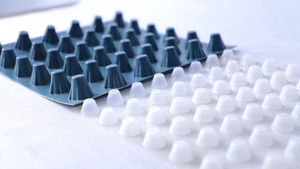 पर्यावरण के अनुकूल निर्माण वाटरप्रूफ प्लास्टिक शीट <span class=keywords><strong>hdpe</strong></span> जल निकासी बोर्ड डिम्पल झिल्ली नाली चटाई - Product Image 4