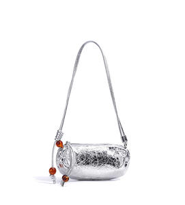 Sac à bandoulière en cuir pleine fleur pour femme – Finition craquelée avec pompon couleur ambre, fabricant sur mesure au design minimaliste et distinctif - Product Image 1