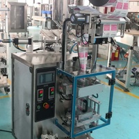 Machine multifonctionnelle automatique de qualité alimentaire 20 sacs/min pour l'emballage, l'étiquetage et la scellage de sacs en plastique, en papier, en aluminium, de films, de pochettes et de boîtes