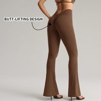 Ensembles de yoga en gros pour femmes, ensemble 2 pièces avec pantalon évasé et soutien-gorge de sport à maintien élevé, logo personnalisé, en nylon, pour la gym et l'entraînement