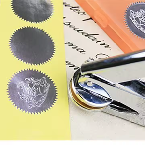 Bán Buôn Trống Dập Nổi Kim Loại Dán Quà Tặng Trang Trí Dập Nổi Chữ Tự Dính Sáng Bóng Sticker DIY Tem Dập Nổi Nhãn - Product Image 4