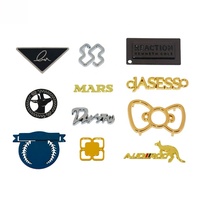 Label Logam Kustom Pabrik untuk Tas, Plat Logam Berkualitas Tinggi dengan Ukiran Huruf Logo Nama untuk Dompet, Pakaian, dan Tas