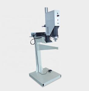 Soudeuse par points à ultrasons 15Khz d'usine pour boîtes en carton ondulé PP pour plaques creuses thermoplastiques en plastique planches cellulaires - Product Image 2