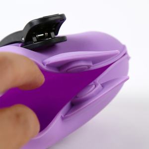 Bolsa de Silicona Impermeable para Premios de Perros, con Cierre Magnético, Diseño de Manzana, para Perros Pequeños - Product Image 5