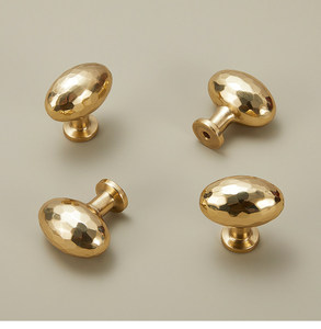 French Light Luxury Hammered Brass Pigeon Egg Shape Single Hole <strong>Knob</strong> for Wardrobe Kitchen Cabinet Drawer Vanity Cabinet - Product Image 5