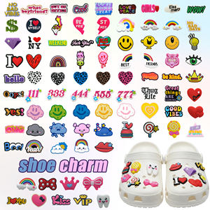 Divertidos adornos 2D de PVC para zapatos, dijes de arcoíris con corazón y números, accesorios de moda para zuecos y <span class=keywords><strong>sandalias</strong></span>, bonitos. - Product Image 1