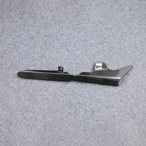 Protector de Cadena de Carbono Seco 3K para Kawasaki ZX-10R 2021-2025 - Product Image 4