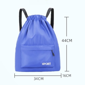 Sac à dos de sport en polyester 210D avec cordon de serrage, logo personnalisé, sac promotionnel avec motif de lettres personnalisé - Product Image 2