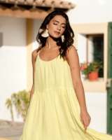OEM Robe midi d'été respirante et fluide Silhouette trapèze pour femmes Robes décontractées à volants en lin Robe De Tirantes De Lino