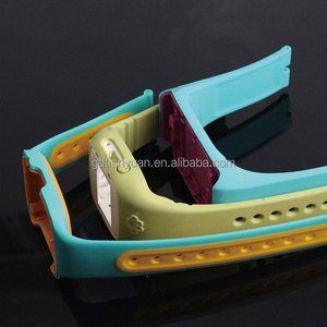 เครื่องฉีดขึ้นรูปซิลิโ<span class=keywords><strong>คน</strong></span>เหลวแนวตั้งทนทานสำหรับสายนาฬิกา - Product Image 3