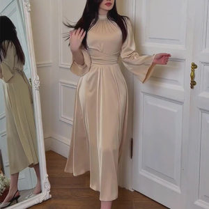 Wisrise Nuova Collezione Moda Abito Lungo da Donna in Raso Beige con Collo Alto e Maniche a Palloncino per Feste e Appuntamenti Quotidiani - Product Image 2