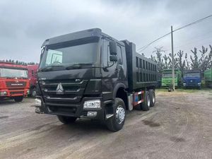 Camion Ribaltabile per Trasporto Sabbia Sinotruk HOWO NX 6x4 10 Ruote, Autocarro Ribaltabile HOHAN per l'Africa - Product Image 3