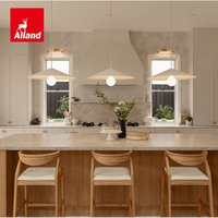 Allandgroup - Cuisine Moderne de Style Campagne Méditerranéenne - Armoires de Cuisine en Bois Crème - Design à Deux Niveaux - Cuisine Complète avec Four et Îlot