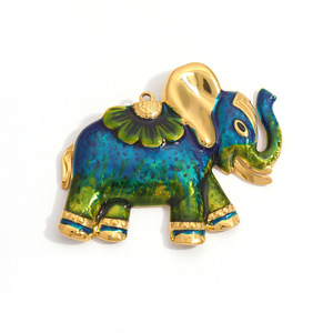 Colgante de Gato y Elefante de Dibujos Animados, Acero Inoxidable, Chapado en Oro de 18k, Incrustaciones de Ojo Turco, Accesorios de Joyería DIY, Regalo Unisex - Product Image 3