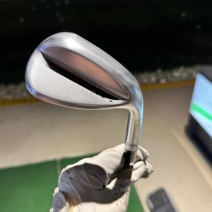 Tête <span class=keywords><strong>de</strong></span> fer <span class=keywords><strong>de</strong></span> <span class=keywords><strong>golf</strong></span> <span class=keywords><strong>de</strong></span> remplacement haute performance Iron Bounce Combo, à faible centre <span class=keywords><strong>de</strong></span> gravité, avec ajustement <span class=keywords><strong>de</strong></span> la lie, grip PU+Caoutchouc, pour Iron <span class=keywords><strong>Gap</strong></span>, modèle Hole One M10, en acier SUS431 - Product Image 3