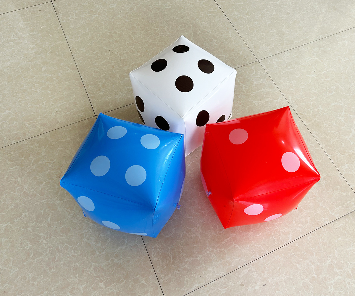 Dados inflables de 16 cm, azules.