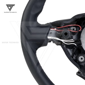 Volant de style Supertechnics-1 avec Led pour <span class=keywords><strong>Ferrari</strong></span> <span class=keywords><strong>488</strong></span> 2015-2018 Fibre de carbone de haute qualité personnalisée - Product Image 3