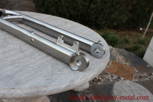 Titanium Cyclocross Ngã Ba Với Thru Trục Dropout Titanium Xe Đạp Ngã Ba Với Côn Steerer Ống - Product Image 5