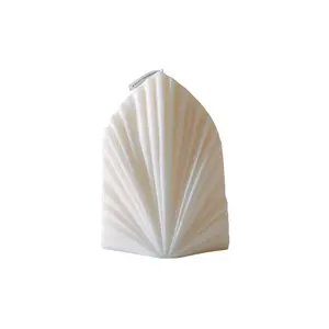 2022 custom design 3D palm spear palm leaf candle large big scallop shell shaped candle