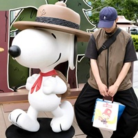 Sculpture de chien Snoopy astronaute en fibre de verre durable, faite à la main, pour la décoration de centres commerciaux, de maisons, de magasins et de portes