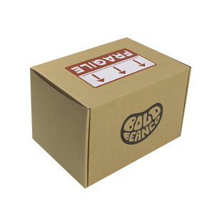 Boîte d'expédition en carton ondulé personnalisée en usine, très demandée, avec revêtement UV, pelliculage mat et gaufrage, recyclable - Product Image 1