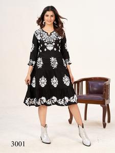 Lakhnavi Work Kurtis pour dames, robes décontractées, Kurtis pakistanais pour femmes au prix de gros, vente en gros - Product Image 6