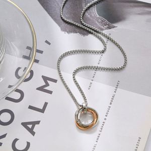 Collier unisexe style hip-hop européen et américain en acier inoxydable plaqué or, avec pendentif diamant géométrique à trois anneaux, tendance - Product Image 4
