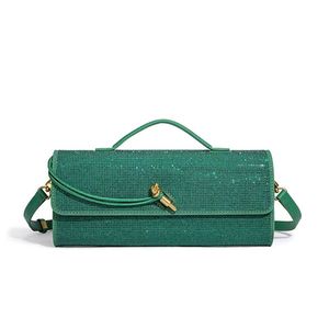 กระเป๋าคลัทช์แฟชั่นสำหรับออกงานกลางคืน ประดับคริสตัลวิบวับ สายสะพายถอดได้ พร้อมตัวล็อคแบบเข็มกลัด - Product Image 6