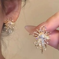 Boucles d'oreilles de luxe légères et polyvalentes pour femmes, style français, effet feux d'artifice super flash et exagéré, bijoux tendance