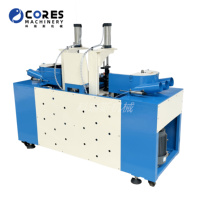Machine semi-automatique intelligente pour le meulage des bords des pantoufles