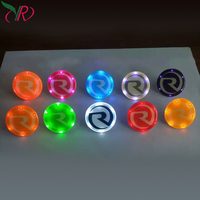 Pin lencana logam LED berbentuk hati Pin lampu akrilik kustom untuk dekorasi pesta