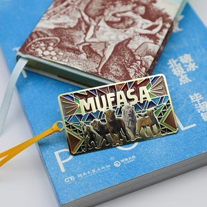 ที่คั่นหนังสือโครงโลหะลายฉลุโปร่งแสง ฉายแสงเทียน ลายกระจกสี สำหรับของที่ระลึกจากสวนสัตว์โลก - Product Image 3