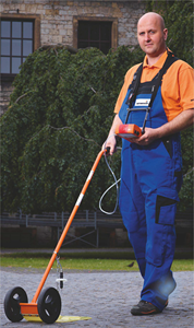 อุปกรณ์ตรวจจับก๊าซ VARIOTEC 400 EX รุ่นพื้นฐาน สำหรับการตรวจจับก๊าซที่เชื่อถือได้และเคลื่อนย้ายได้ สำหรับเครือข่ายท่อส่งก๊าซแบบฝังดิน เครื่องวิเคราะห์ก๊าซ - Product Image 4