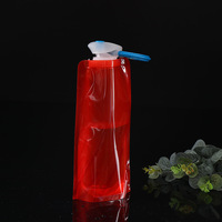 Bouteille d'eau portable pliable en PE pour le cyclisme en plein air, avec bouchon à bouton-poussoir étanche, unisexe, pour les voyages