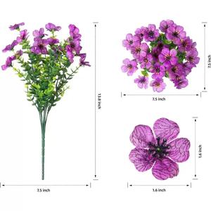 12 Mazzi di Erba Verde Artificiale per Esterni, Fiori Ornamentali di Eucalipto e Viola per Decorazioni Interne ed Esterne - Product Image 4
